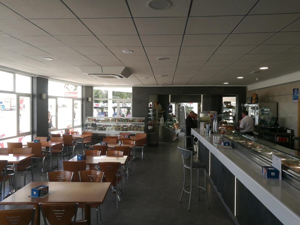 Hostal Los Gabrieles Albacete Esterno foto