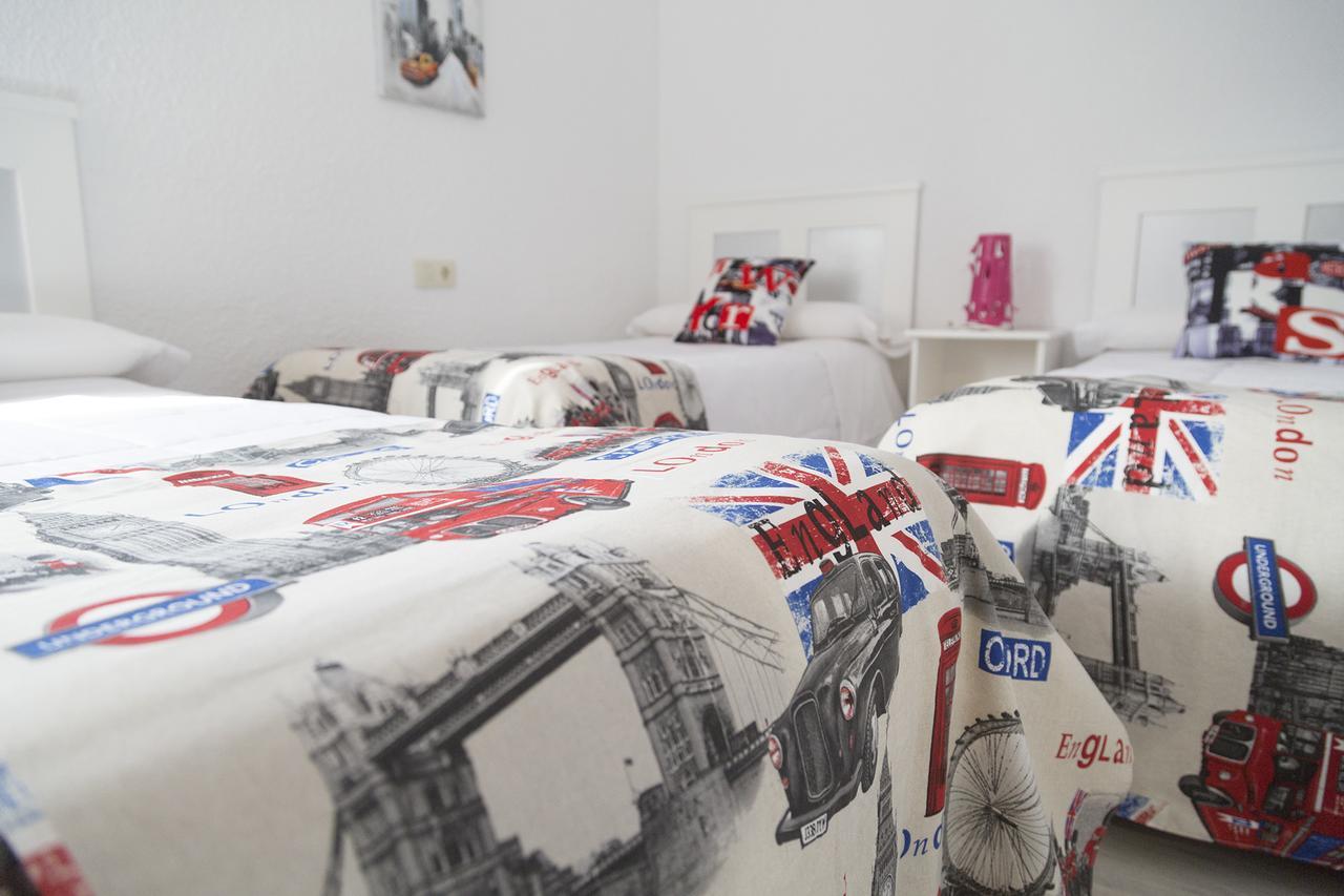 Hostal Los Gabrieles Albacete Esterno foto